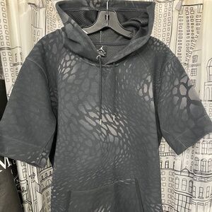Jordan limited edition  streetwear hoodie tee size m
